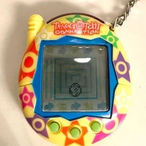 Vintage Tamagotchi Connection Yellow Stars 2004 Bandai Tested Working Rare Used